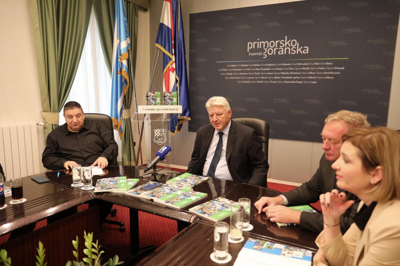 Rijeka: Promocija posebnog izdanja magazina Plavo i zeleno Rijeka: Promocija posebnog izdanja magazina Plavo i zeleno