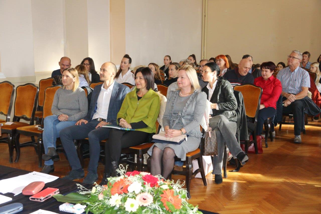 Svečana-sjednica-povodom-obilježavanja-50-godina-Gimnastičarskog-kluba-Rijeka-13 Svečana-sjednica-povodom-obilježavanja-50-godina-Gimnastičarskog-kluba-Rijeka-13