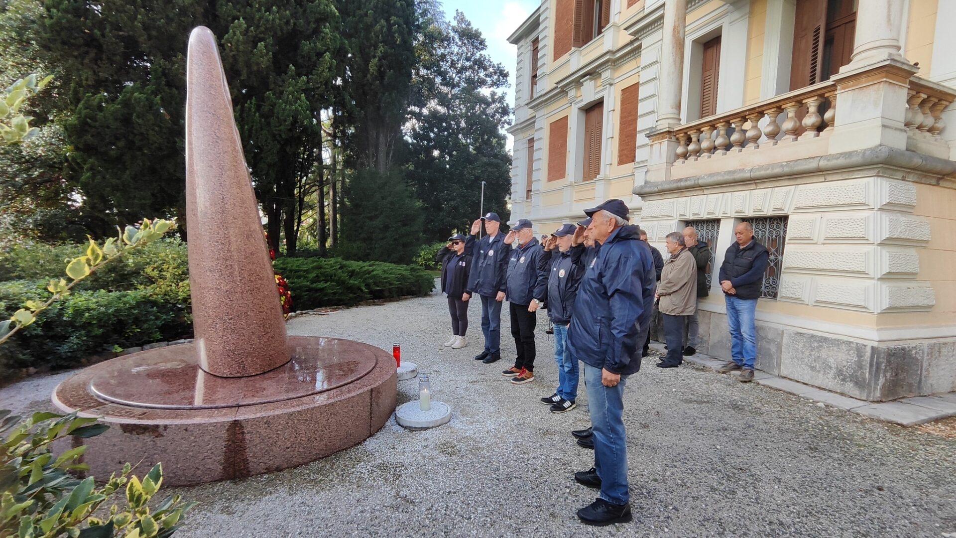 opatija polaganje vijenaca zrtve domovinskog rata (10) opatija polaganje vijenaca zrtve domovinskog rata (10)