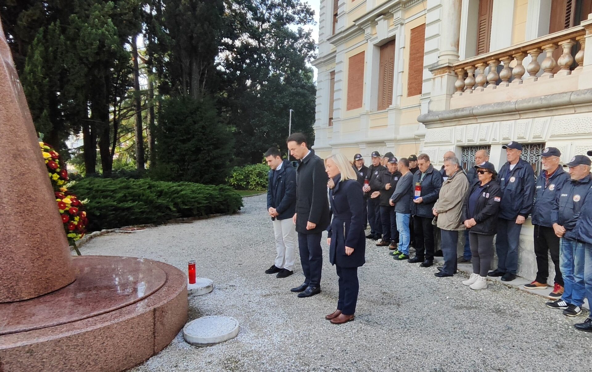 opatija polaganje vijenaca zrtve domovinskog rata (14) opatija polaganje vijenaca zrtve domovinskog rata (14)