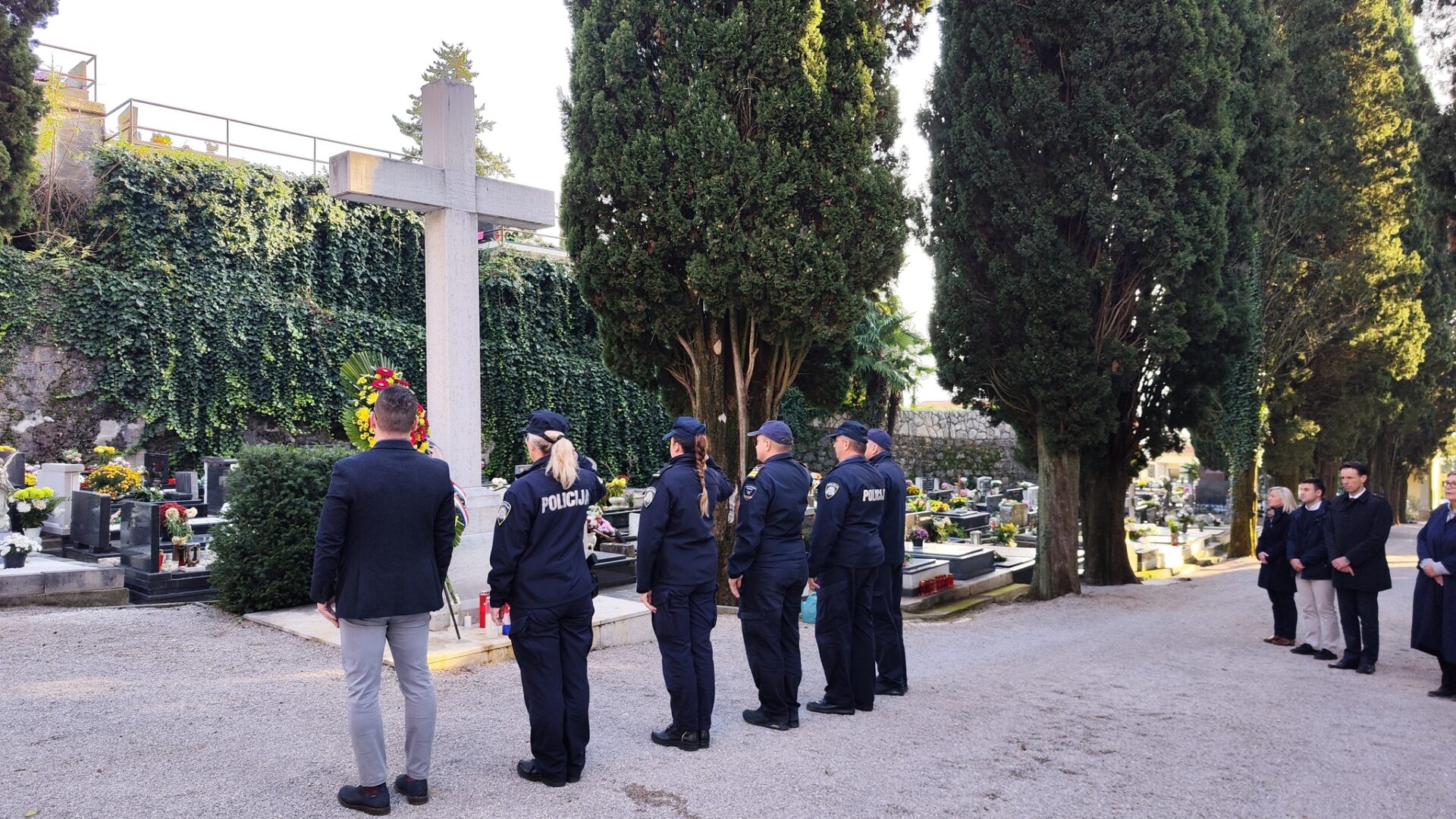 opatija polaganje vijenaca zrtve domovinskog rata (5) opatija polaganje vijenaca zrtve domovinskog rata (5)
