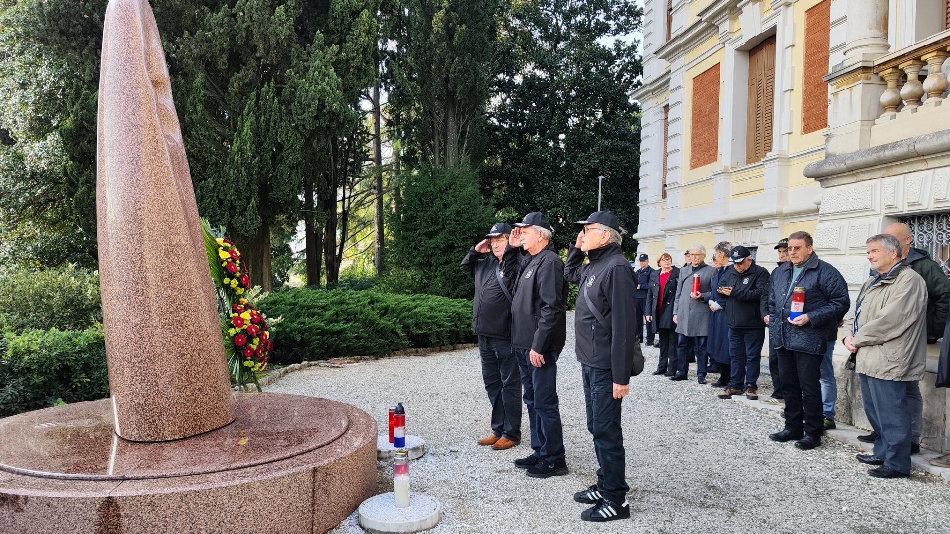 opatija polaganje vijenaca zrtve domovinskog rata (7) opatija polaganje vijenaca zrtve domovinskog rata (7)