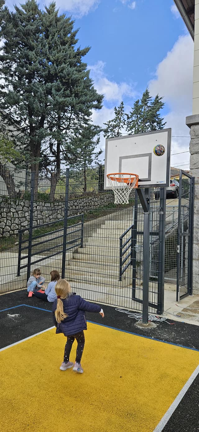 os veprinac skola djeca igraliste (14)