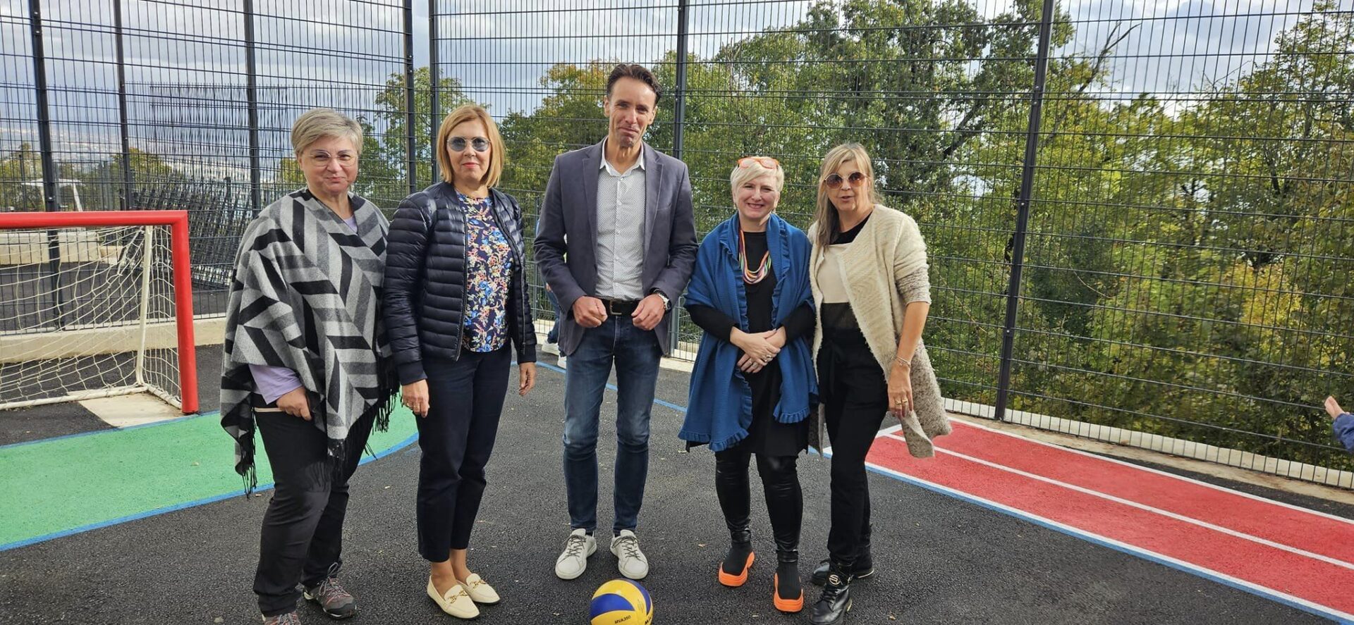 os veprinac skola djeca igraliste (2)