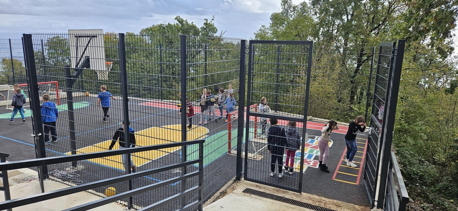 os veprinac skola djeca igraliste (4)