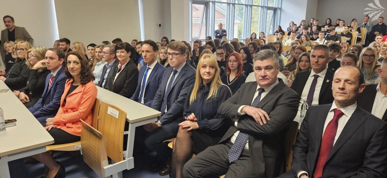 407104363_738767361490642_7021603659516114756_n 407104363_738767361490642_7021603659516114756_n