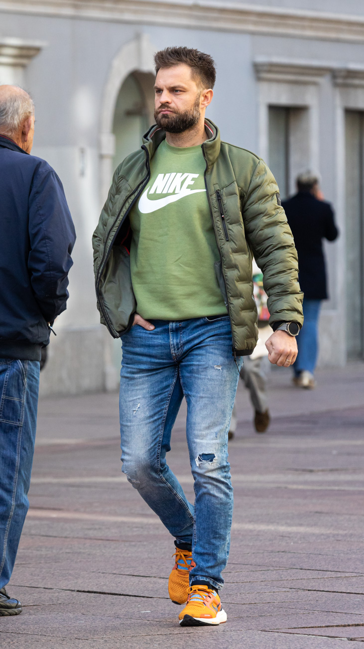 Klikom po Korzu 15.12.-48