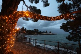 Opatija: Grad ukrašen za Advent