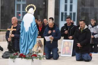 ibenik: Mukarci mole krunicu svake prve subote u mjesecu