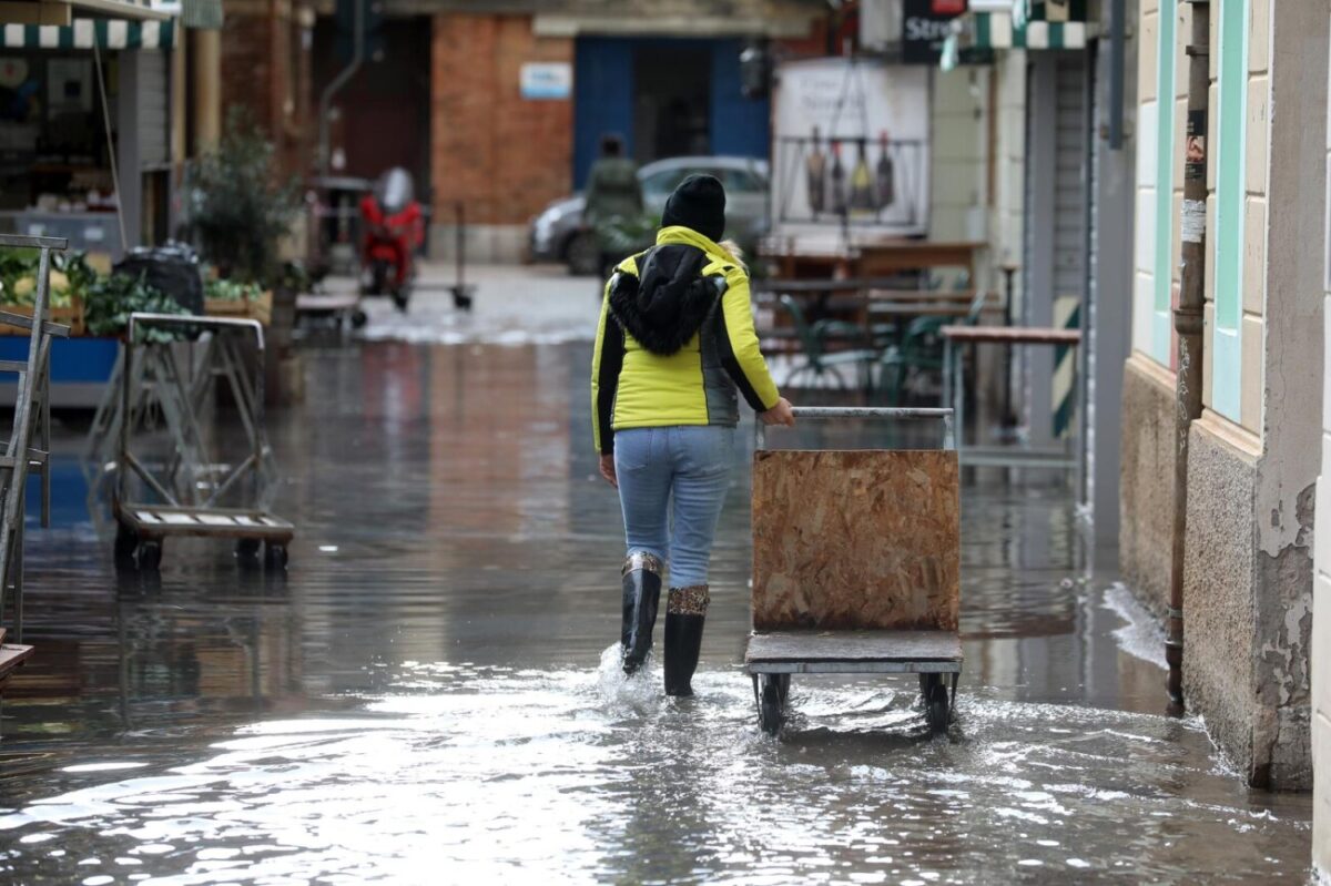 Rijeka: Poplavljene ulice oko gradske tržnice