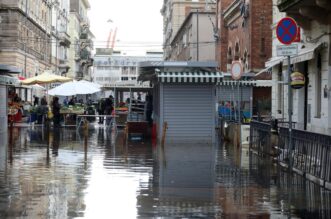 Rijeka: Poplavljene ulice oko gradske trnice