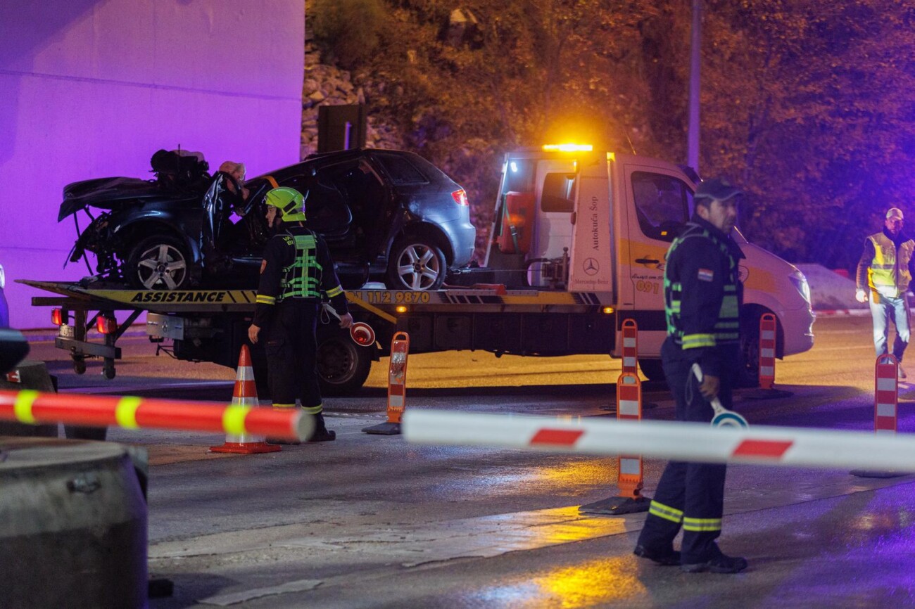 Dvije osobe poginule u prometnoj nesreći u tunelu Učka Dvije osobe poginule u prometnoj nesreći u tunelu Učka