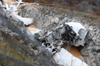 Sudar vlaka i pružnog vozila nedaleko Rijeke, nema ozlijeđenih