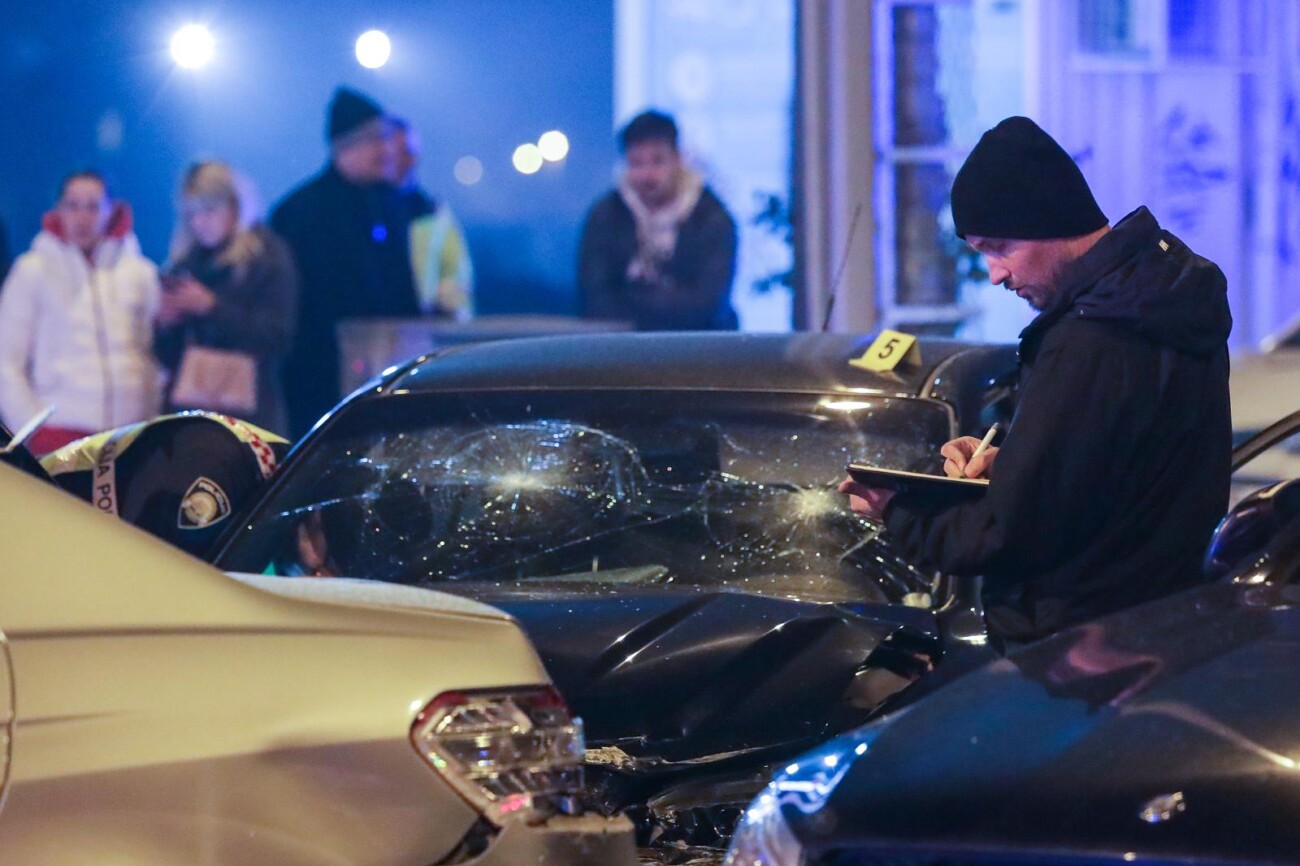 Zagreb: U policijskoj akciji u Maksimirskoj uhićeno četvero muškaraca Zagreb: U policijskoj akciji u Maksimirskoj uhićeno četvero muškaraca