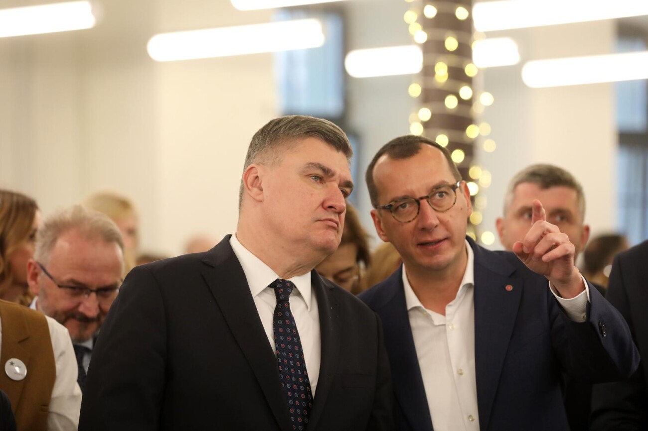 Rijeka: Zoran Milanovi? na otvorenju Gradske knjinice Rijeka Rijeka: Zoran Milanovi? na otvorenju Gradske knjinice Rijeka