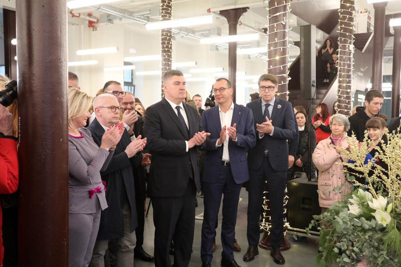 Rijeka: Zoran Milanović na otvorenju Gradske knjižnice Rijeka Rijeka: Zoran Milanović na otvorenju Gradske knjižnice Rijeka