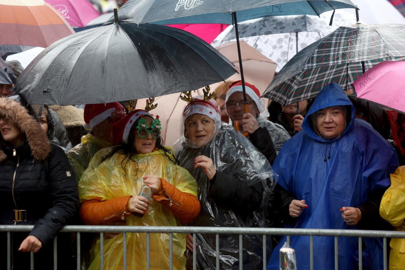 U Fužinama već tradicionalno organiziran najveći ispraćaj Stare i doček Nove godine u podne