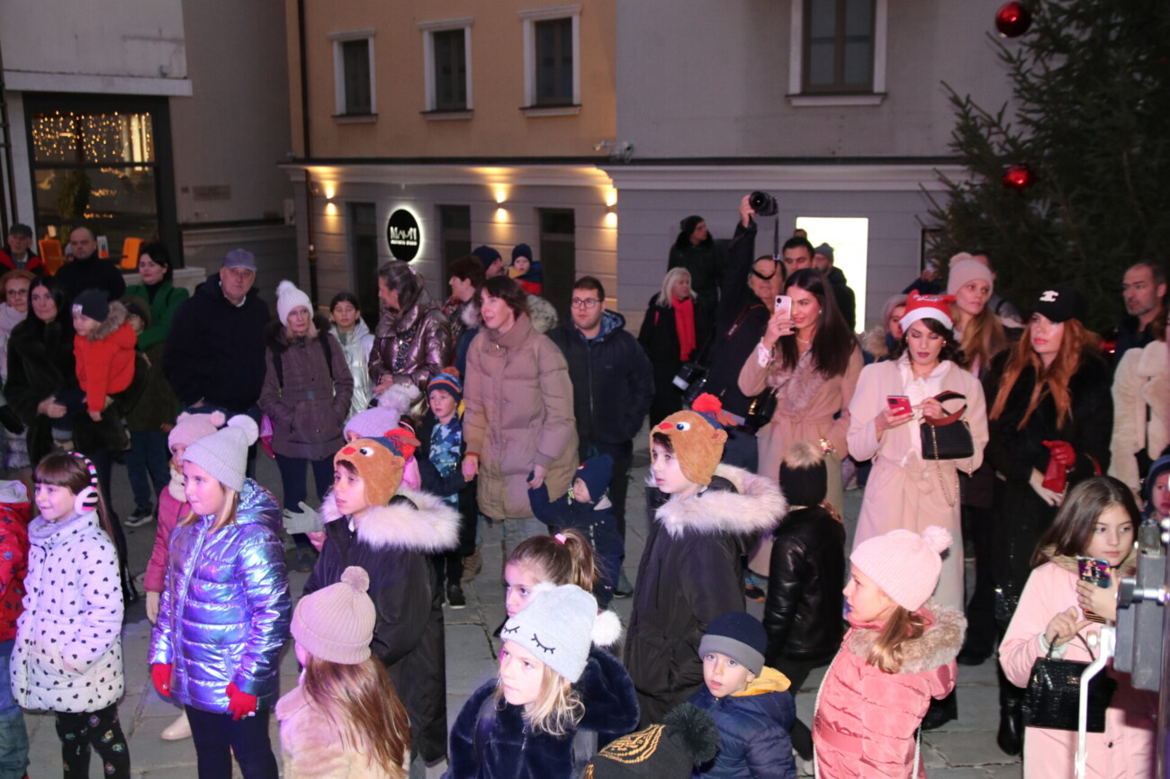 djed mraz 2023 tunel55 djed mraz 2023 tunel55