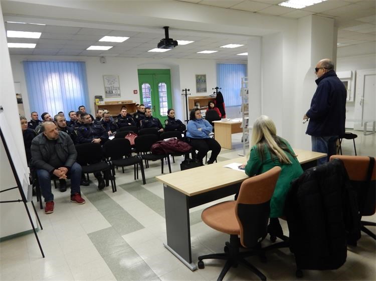 invalidi (1) invalidi (1)