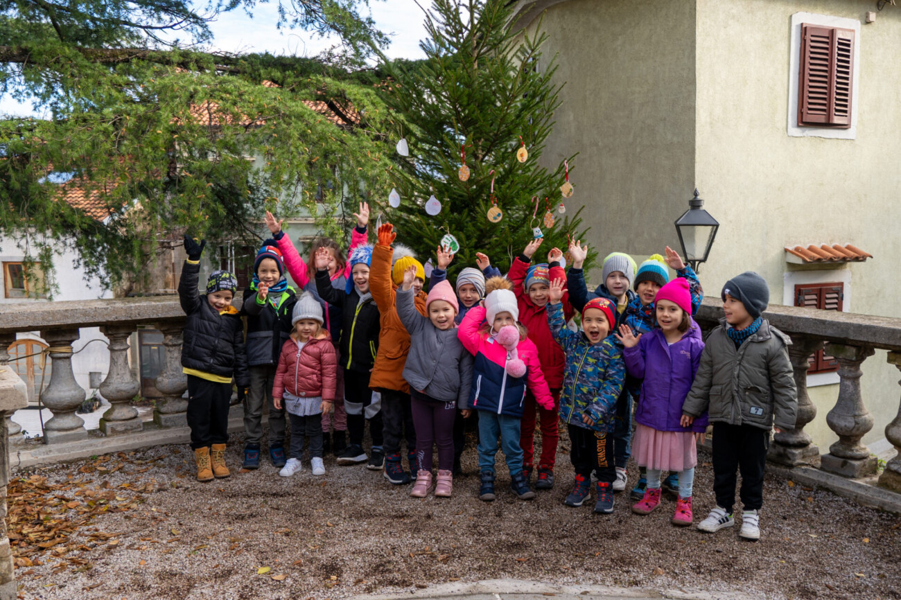 kastav ukrasavanje vrticari (5) kastav ukrasavanje vrticari (5)