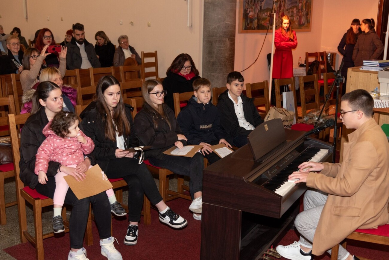 matulji crkva bozicni regal (1) matulji crkva bozicni regal (1)