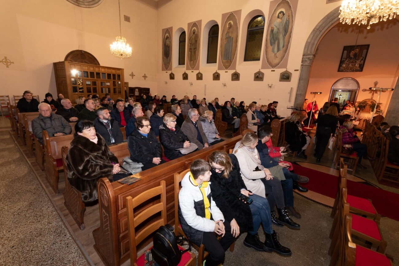 matulji crkva bozicni regal (13) matulji crkva bozicni regal (13)