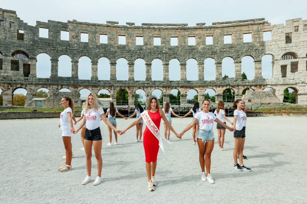 xKraljica Pripreme Arena Pula xKraljica Pripreme Arena Pula