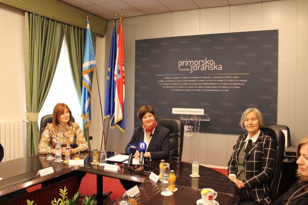 IMG_7611-1024×683 IMG_7611-1024×683