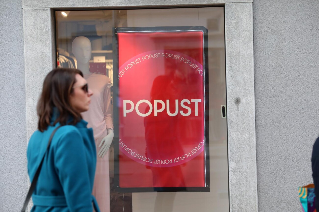 Rijeka: Pocela snizenja po trgovinama