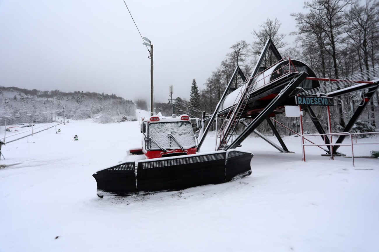 Na Platku pao snijeg Na Platku pao snijeg