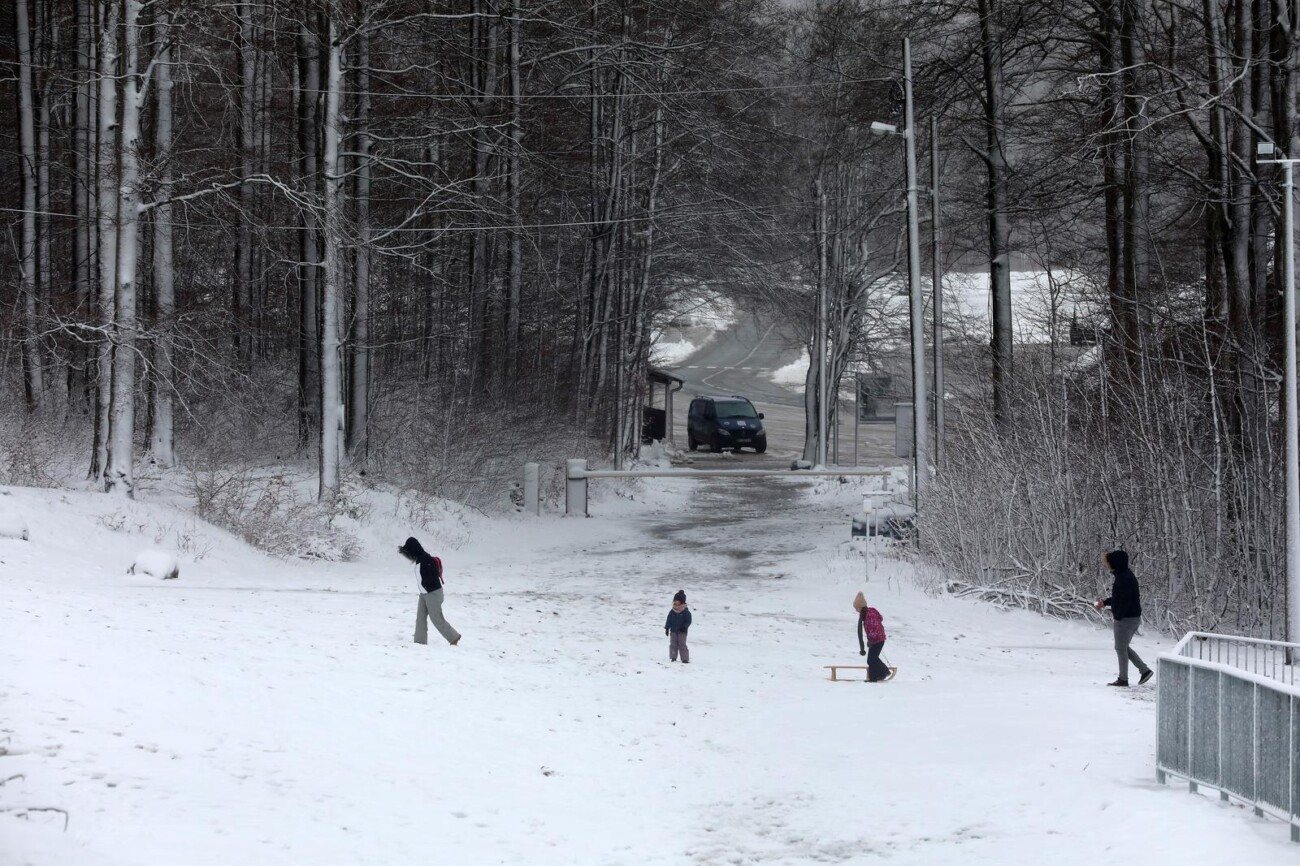 Na Platku pao snijeg Na Platku pao snijeg