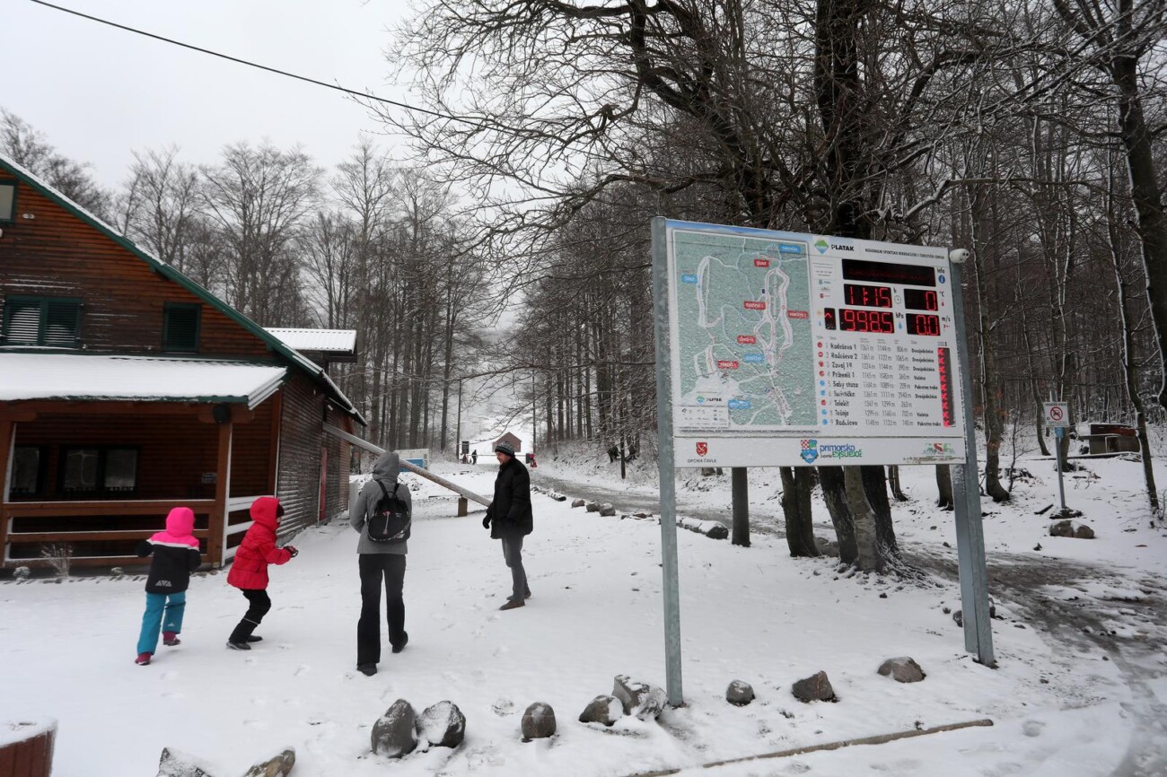 Na Platku pao snijeg Na Platku pao snijeg