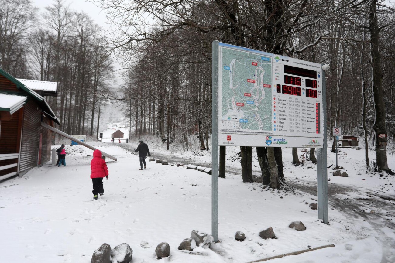 Na Platku pao snijeg Na Platku pao snijeg