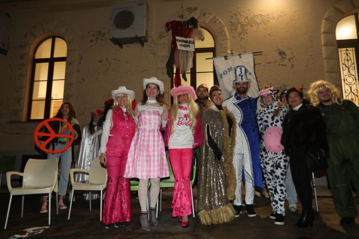Rijeka: Članovi karnevalske skupine Pom F Ri podigli pusta Romerkruella Adventic na Pomorskom fakultetu