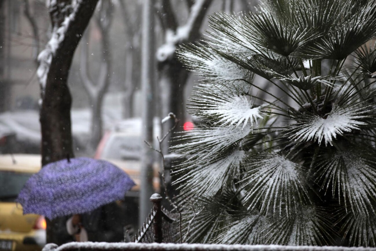 Rijeka: Gust snijeg pada irom grada Rijeka: Gust snijeg pada irom grada