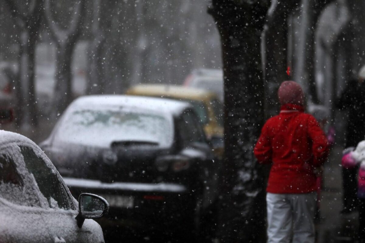Rijeka: Gust snijeg pada širom grada