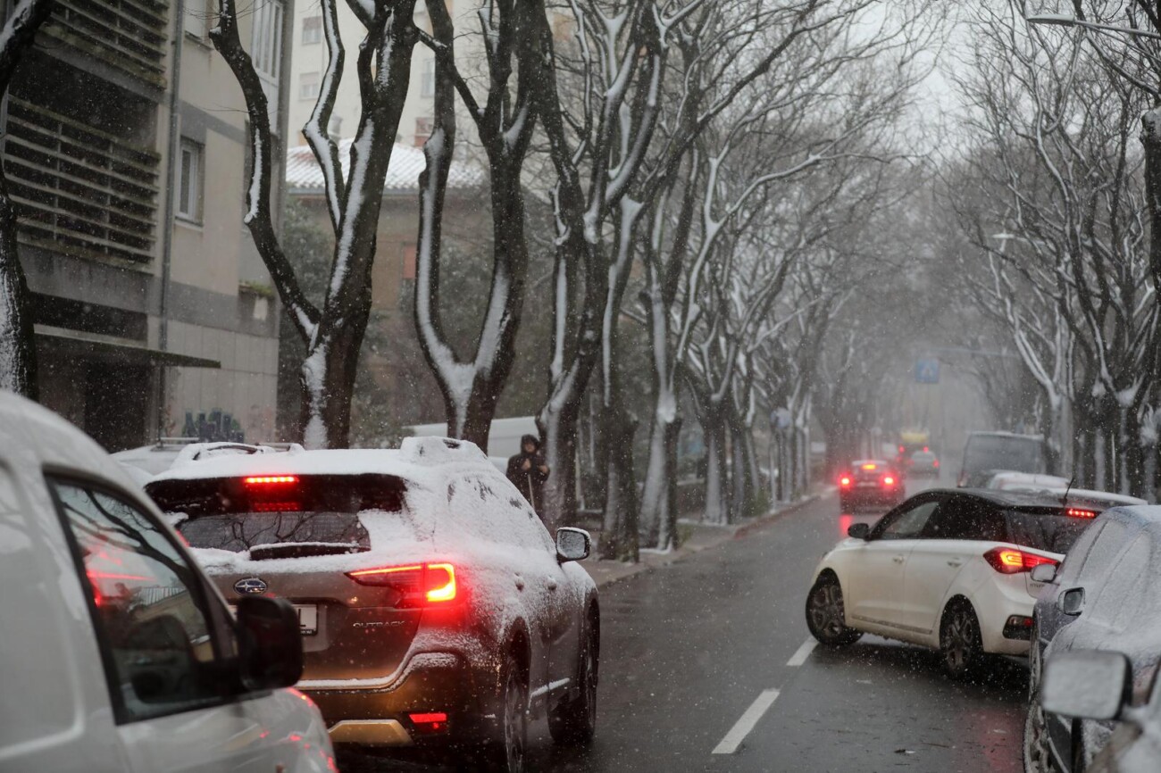 Rijeka: Gust snijeg pada irom grada Rijeka: Gust snijeg pada irom grada