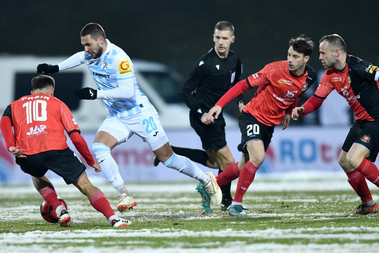 Gorica i Rijeka sastali se u zaostalom 04. kolu SuperSport HNL-a Gorica i Rijeka sastali se u zaostalom 04. kolu SuperSport HNL-a