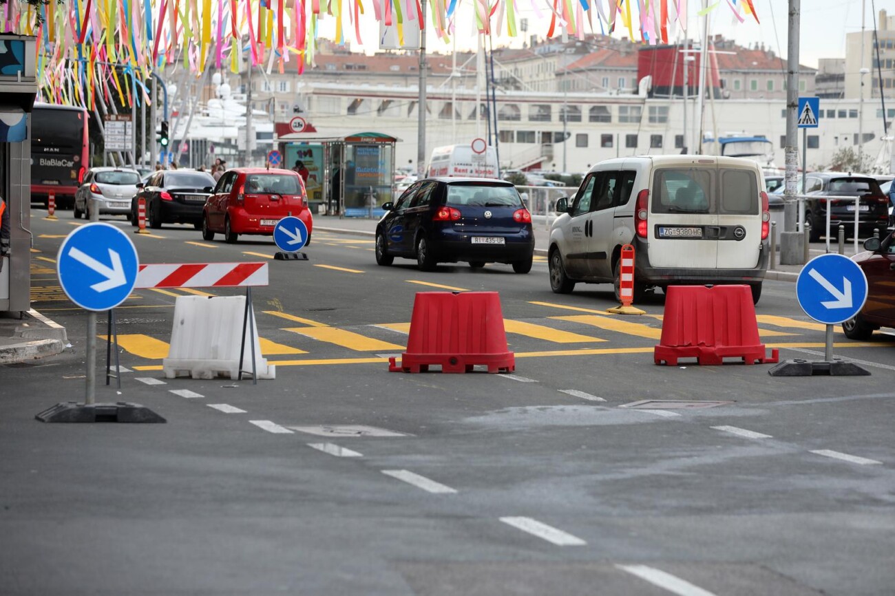 Rijeka: Nova regulacija prometa ulicama Riva i Ivana zajca Rijeka: Nova regulacija prometa ulicama Riva i Ivana zajca