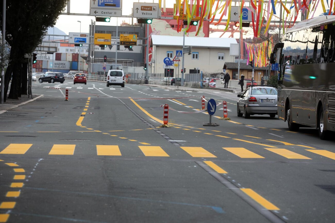 Rijeka: Nova regulacija prometa ulicama Riva i Ivana zajca Rijeka: Nova regulacija prometa ulicama Riva i Ivana zajca