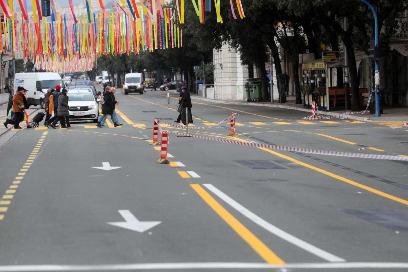 Rijeka: Nova regulacija prometa ulicama Riva i Ivana zajca Rijeka: Nova regulacija prometa ulicama Riva i Ivana zajca