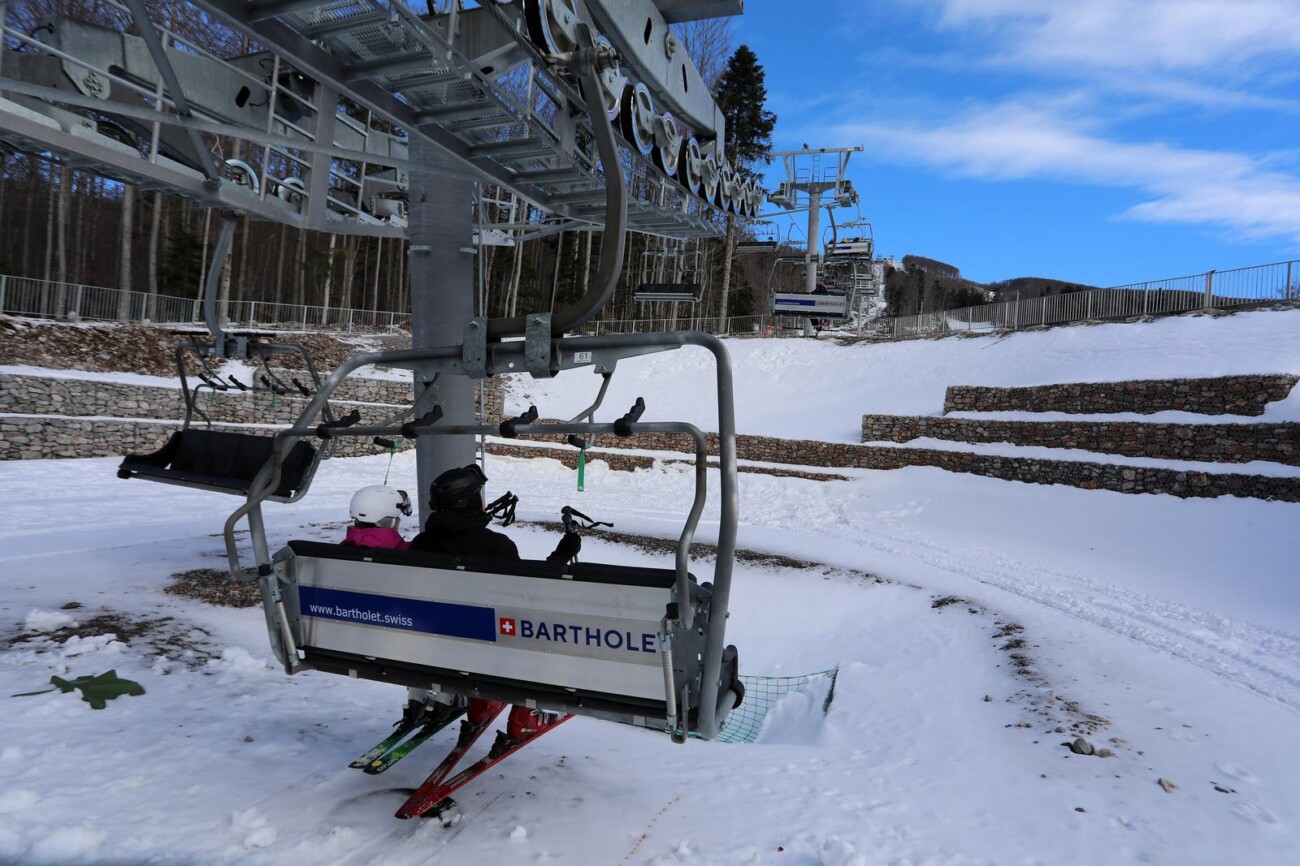 Nova žičara na Platku danas počela s radom, stajala je 4,8 milijuna eura Nova žičara na Platku danas počela s radom, stajala je 4,8 milijuna eura