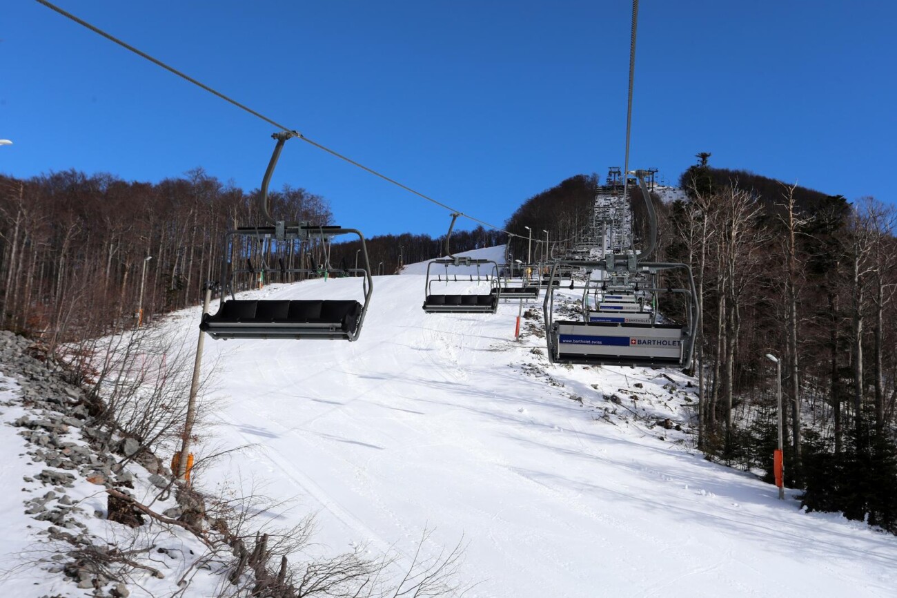 Nova žičara na Platku danas počela s radom, stajala je 4,8 milijuna eura Nova žičara na Platku danas počela s radom, stajala je 4,8 milijuna eura