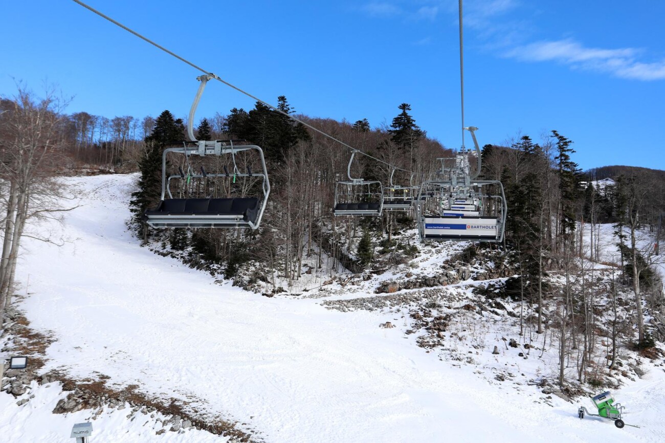 Nova žičara na Platku danas počela s radom, stajala je 4,8 milijuna eura Nova žičara na Platku danas počela s radom, stajala je 4,8 milijuna eura