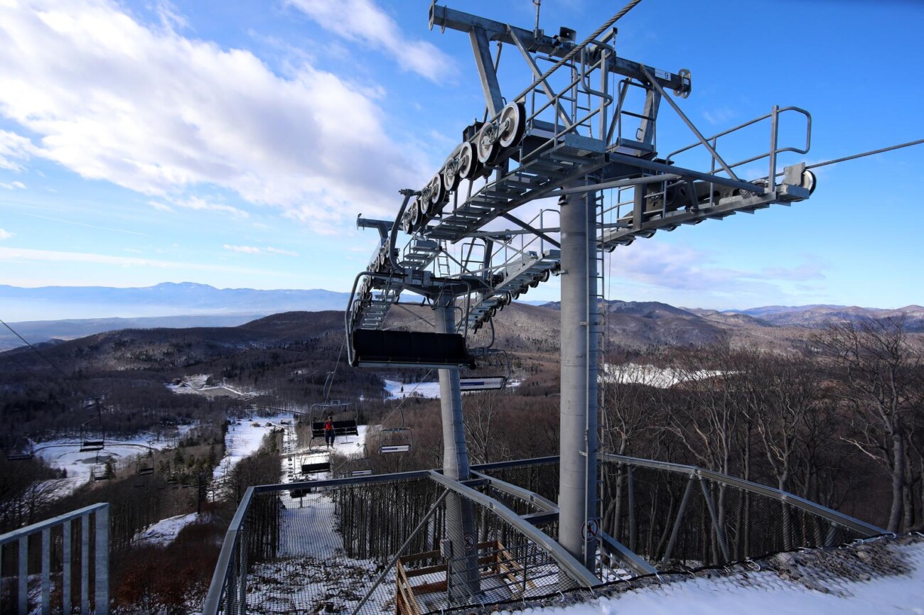 Nova žičara na Platku danas počela s radom, stajala je 4,8 milijuna eura Nova žičara na Platku danas počela s radom, stajala je 4,8 milijuna eura