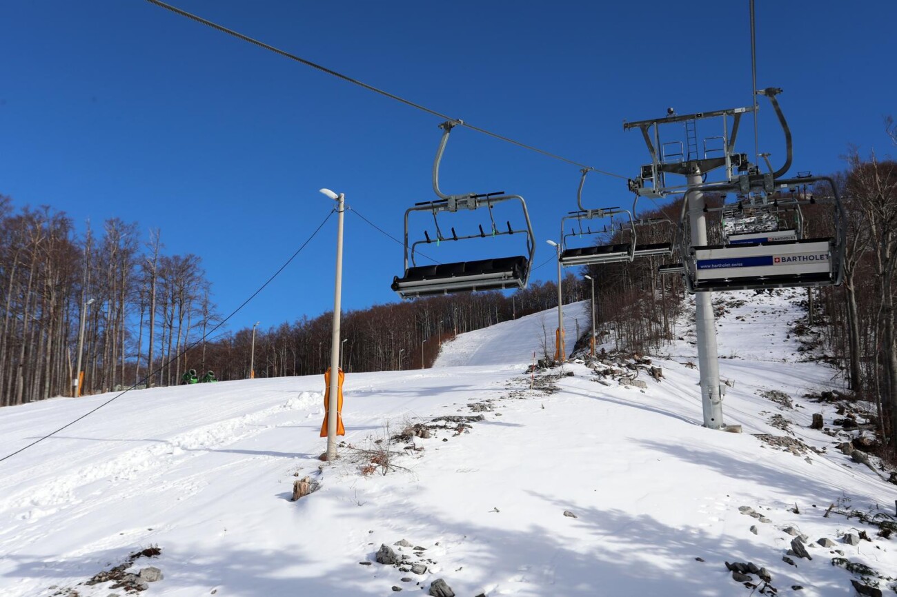 Nova žičara na Platku danas počela s radom, stajala je 4,8 milijuna eura Nova žičara na Platku danas počela s radom, stajala je 4,8 milijuna eura