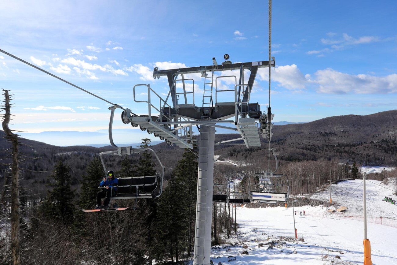 Nova žičara na Platku danas počela s radom, stajala je 4,8 milijuna eura Nova žičara na Platku danas počela s radom, stajala je 4,8 milijuna eura