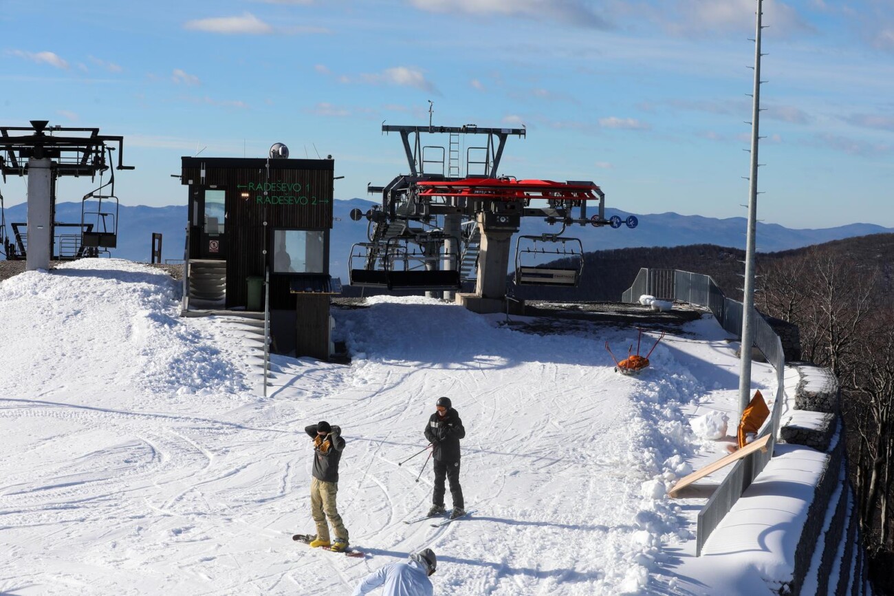 Nova žičara na Platku danas počela s radom, stajala je 4,8 milijuna eura Nova žičara na Platku danas počela s radom, stajala je 4,8 milijuna eura