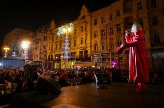 Zagreb: Let 3 nastupa na dočeku nove 2024. godine na Trgu bana Jelačića