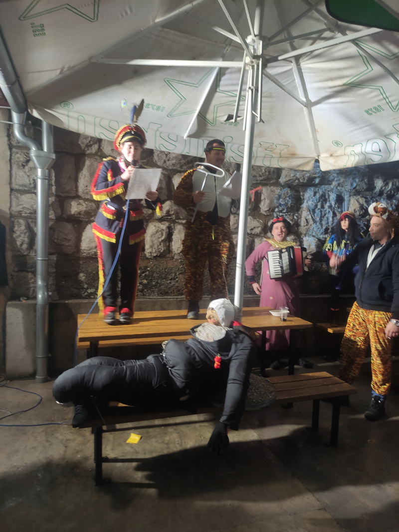 Pehlin-Maškare-preuzele-ključ